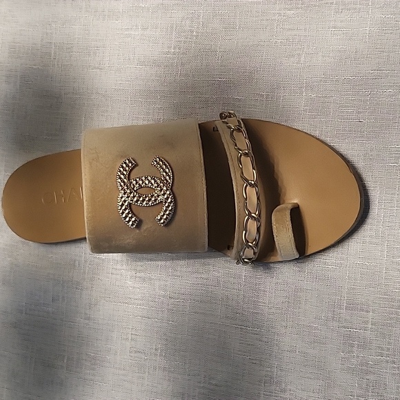 CHANEL Velvet Chain Mule Sandals - Picture 9 of 14